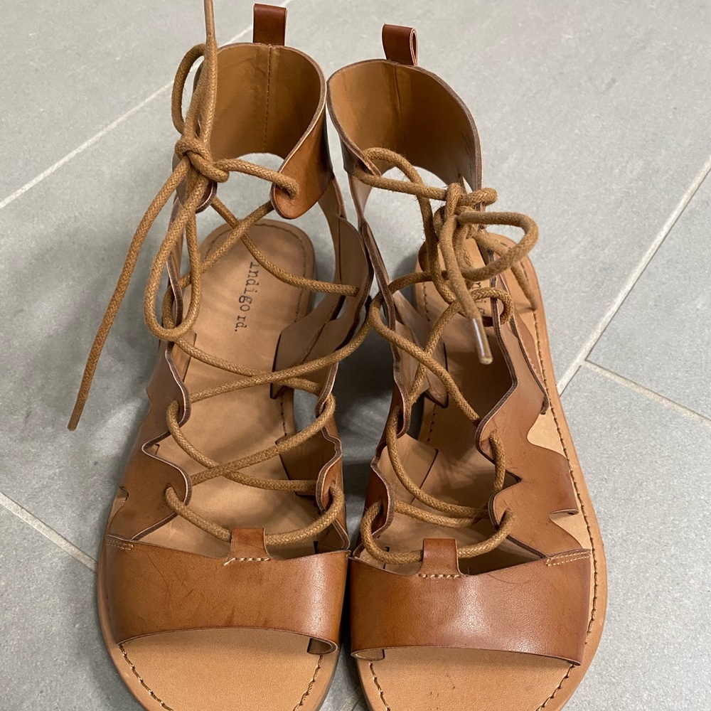 Brown faux leather Sandals. Size 8